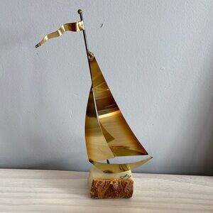 Sailboat VTG MCM Nautical‎ Brutalist Brass Onyx Quartz Base Signed Mario Jason